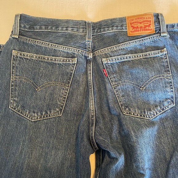 Levi’s Low Pro Straight Destructed Jeans - Picture 10 of 12